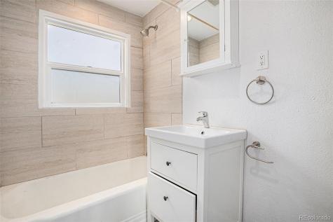 1764 Oswego Street Aurora CO 80010