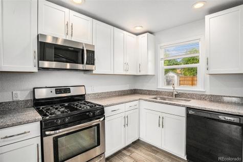 1764 Oswego Street Aurora CO 80010