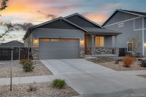 121 S Vandriver Way Aurora CO 80018