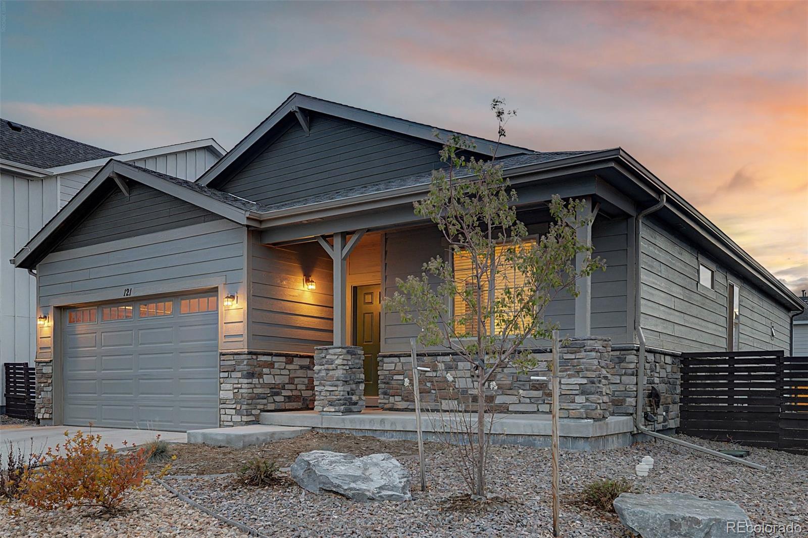 121 S Vandriver Way Aurora CO 80018