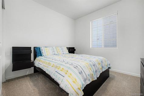 121 S Vandriver Way Aurora CO 80018