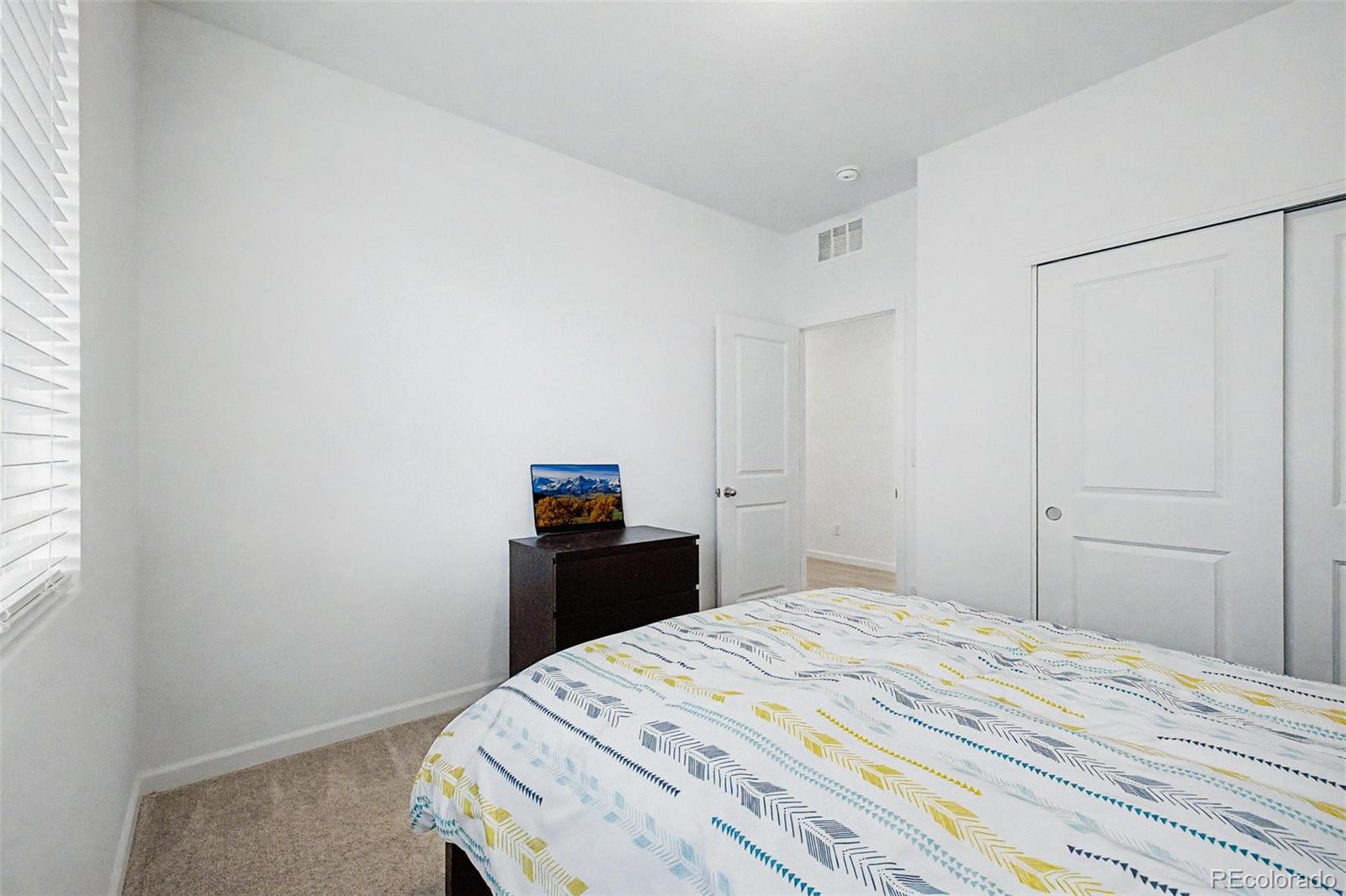 121 S Vandriver Way Aurora CO 80018