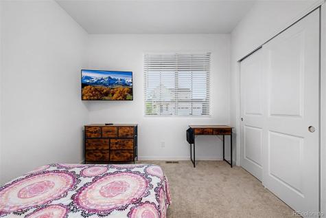 121 S Vandriver Way Aurora CO 80018