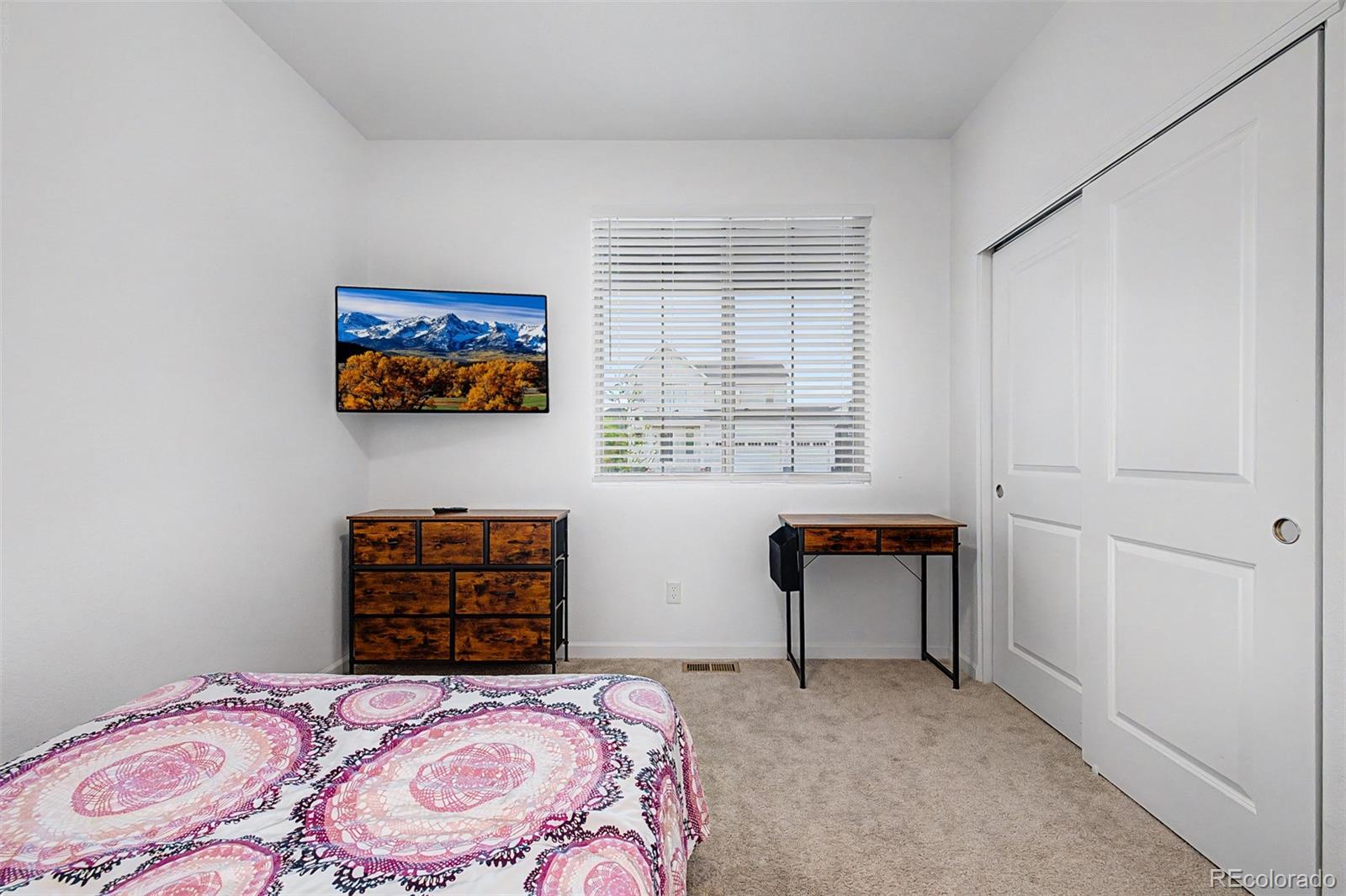 121 S Vandriver Way Aurora CO 80018