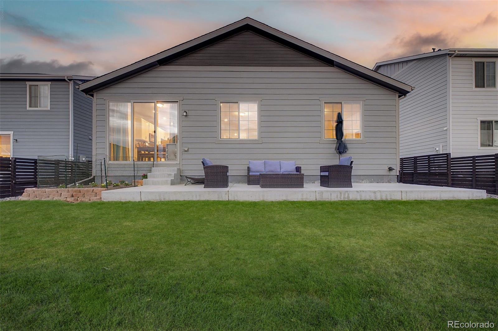 121 S Vandriver Way Aurora CO 80018