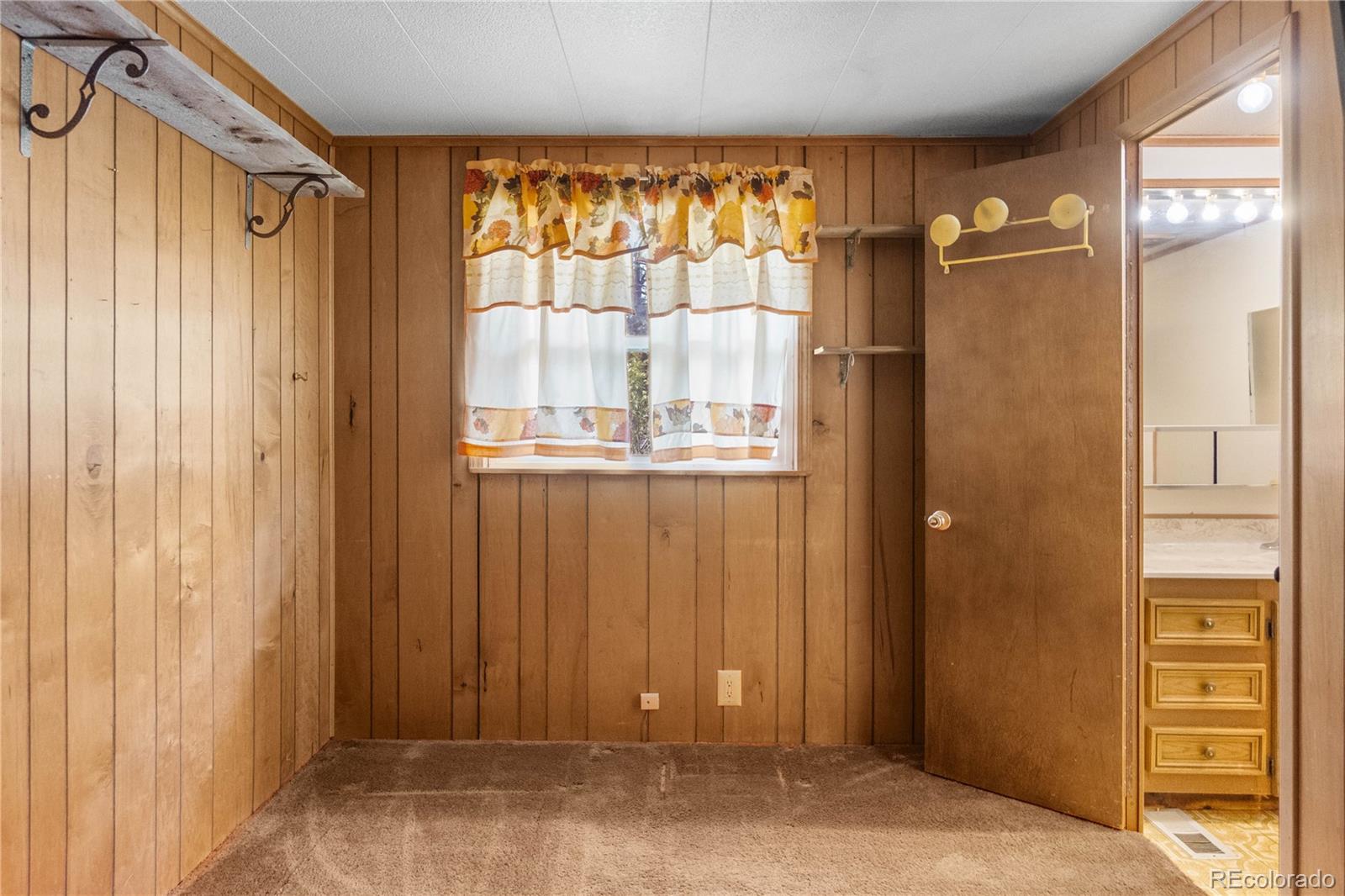 5336 County Road 142 Elizabeth CO 80107