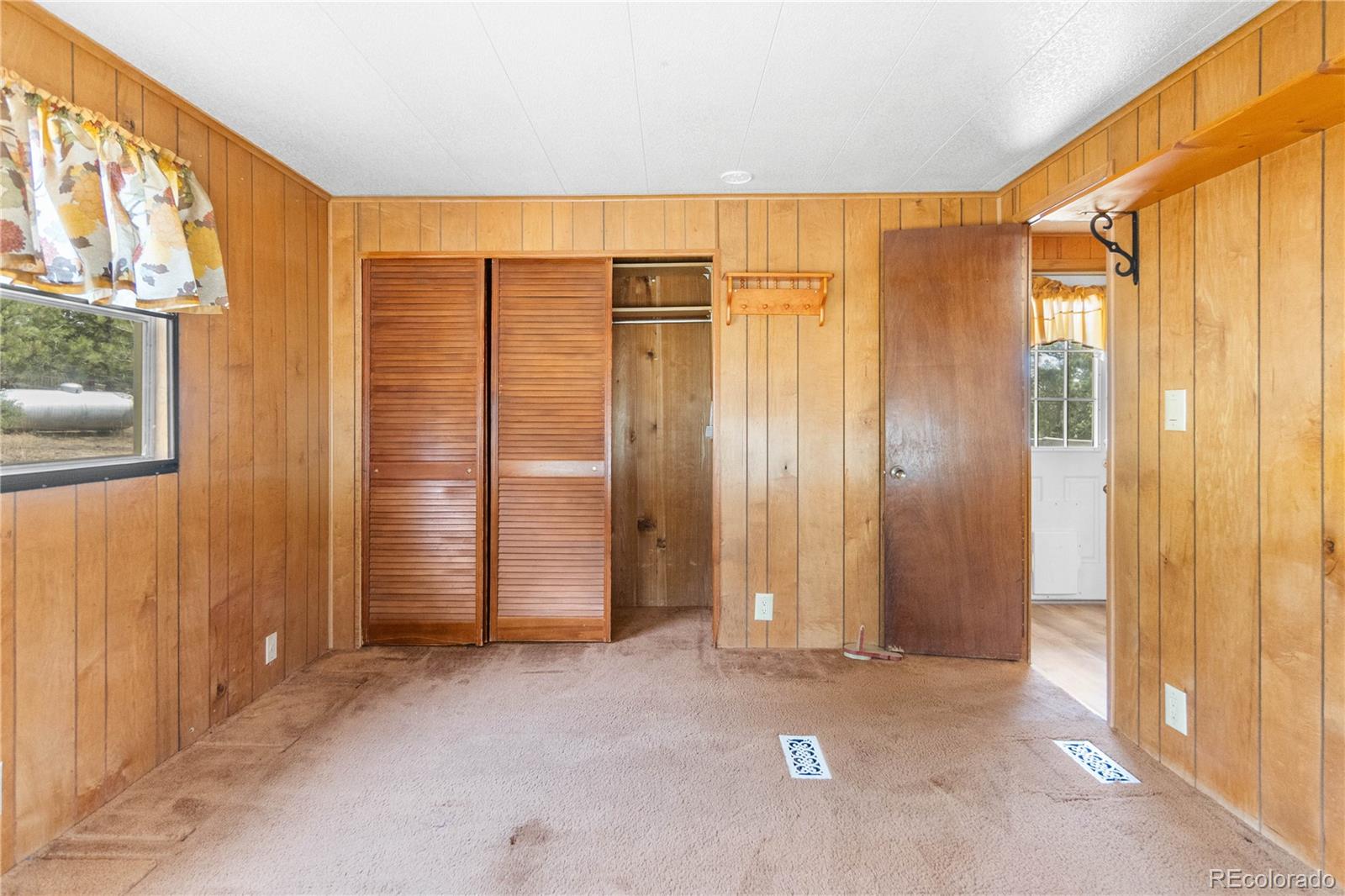 5336 County Road 142 Elizabeth CO 80107