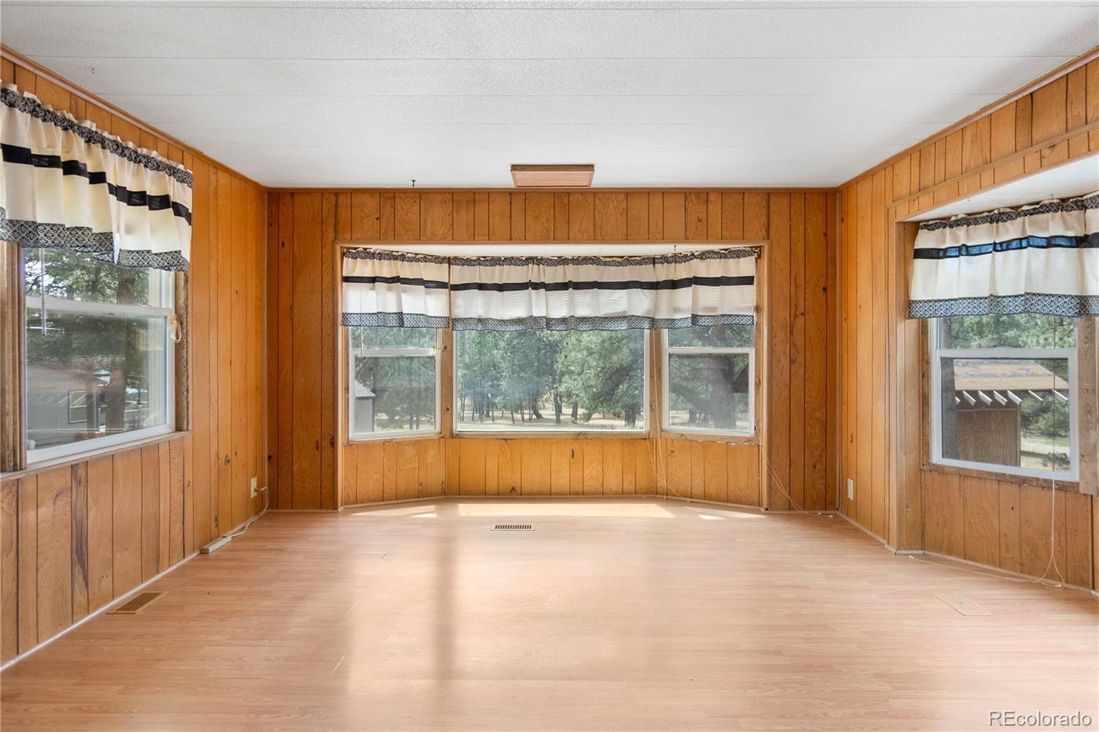 5336 County Road 142 Elizabeth CO 80107