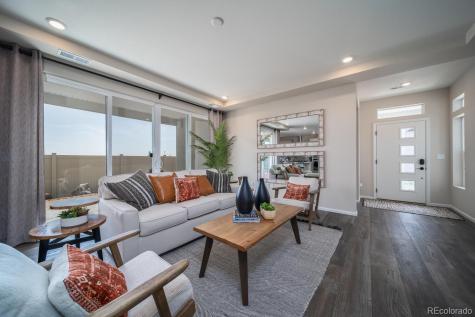 21815 E 51st Drive Aurora CO 80019