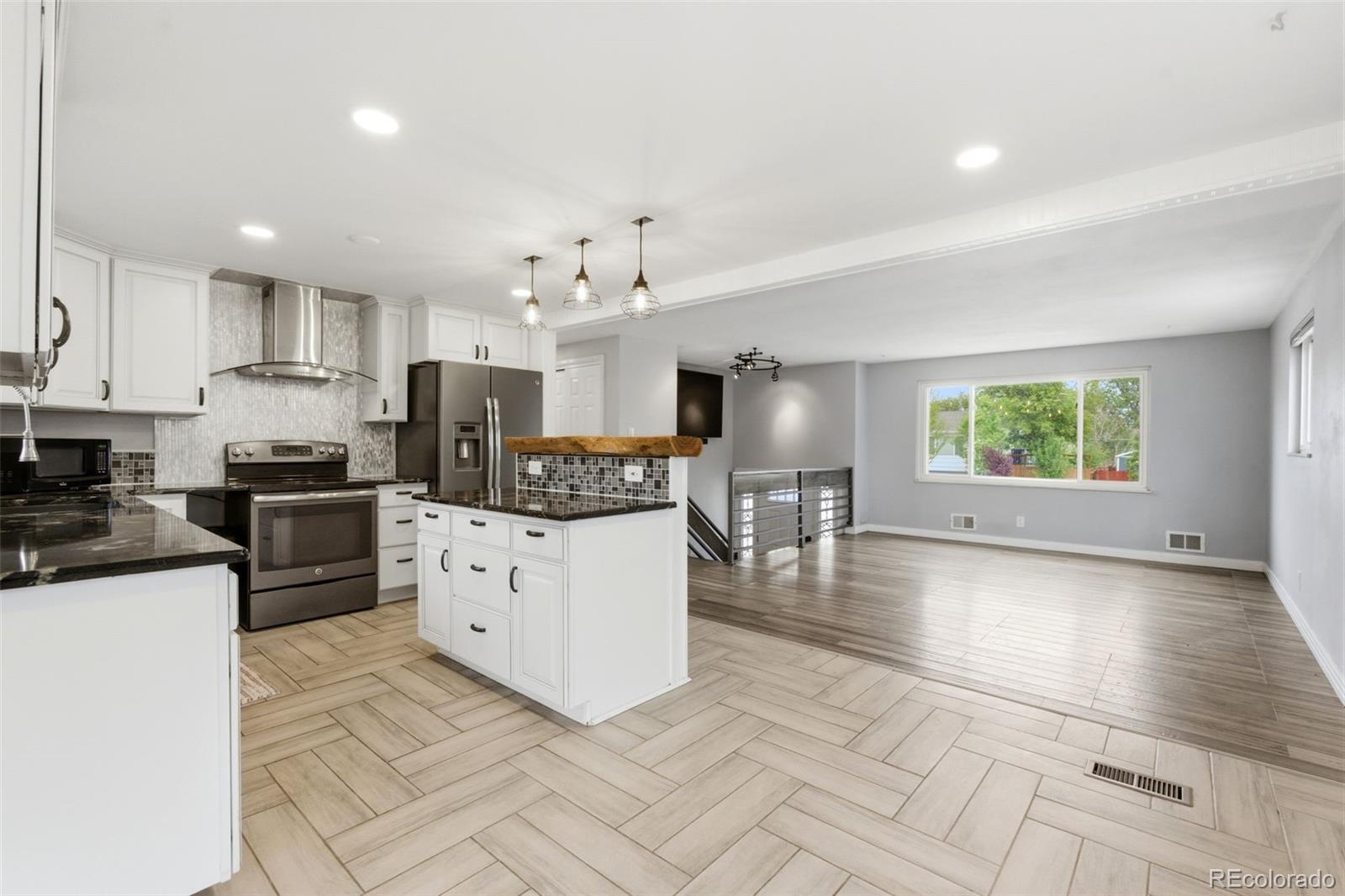 11471 Downing Street Northglenn CO 80233