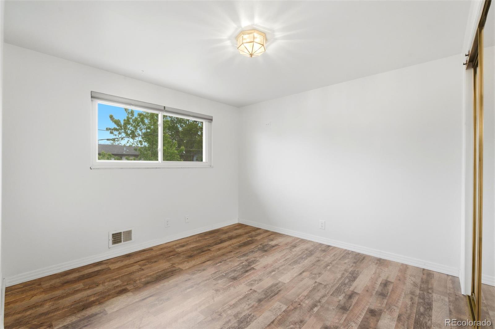 11471 Downing Street Northglenn CO 80233