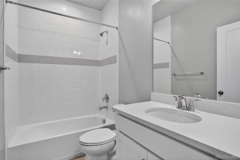 21554 E 59th Drive Aurora CO 80019