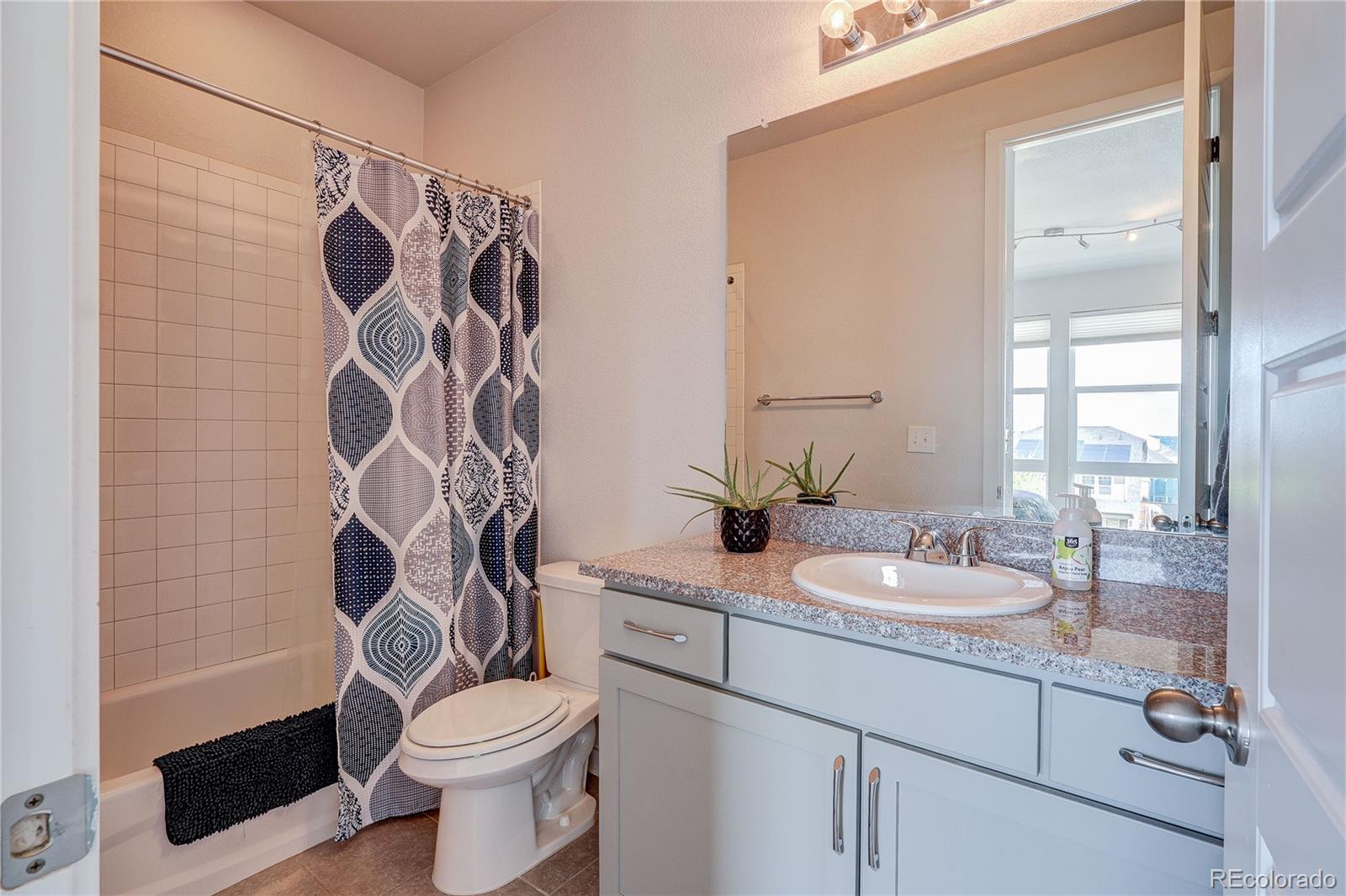 502 E Hinsdale Avenue Littleton CO 80122