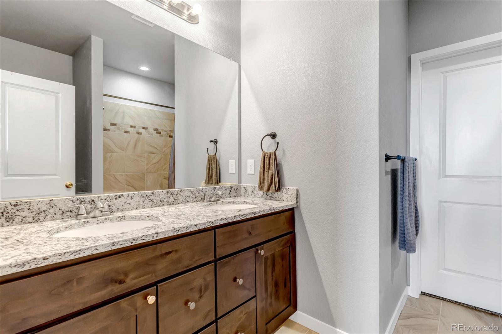 436 S 3rd Avenue Deer Trail CO 80105