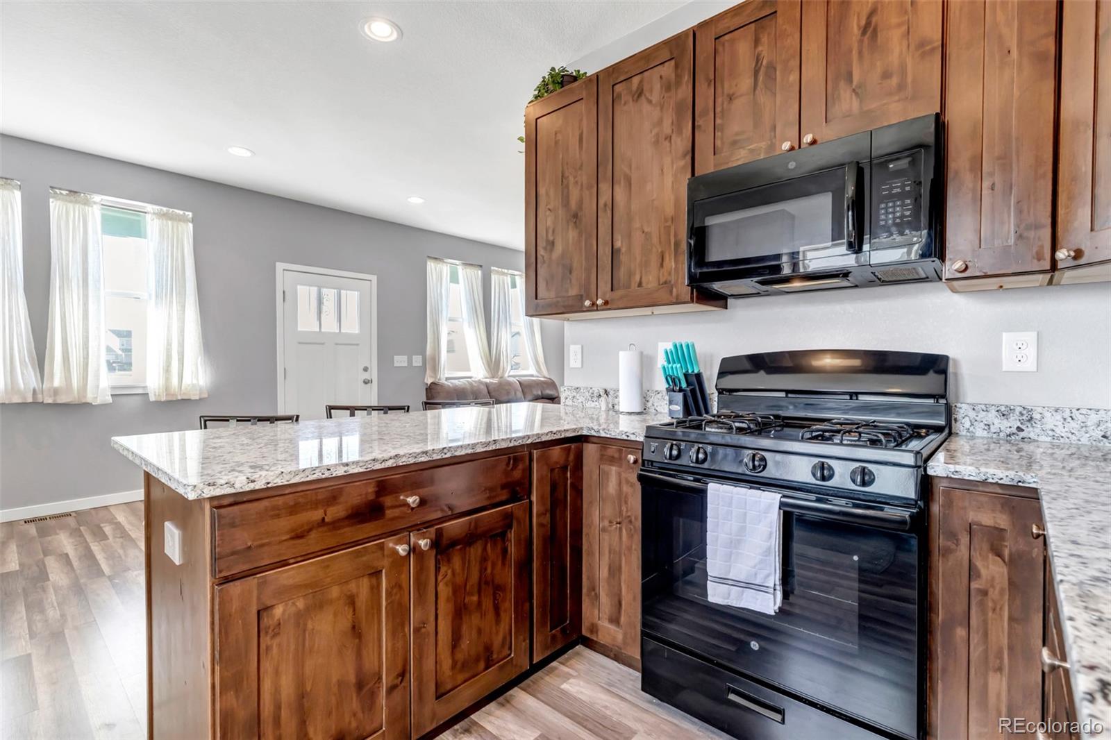 436 S 3rd Avenue Deer Trail CO 80105