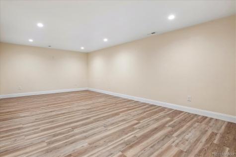 10894 E Wesley Avenue Aurora CO 80014