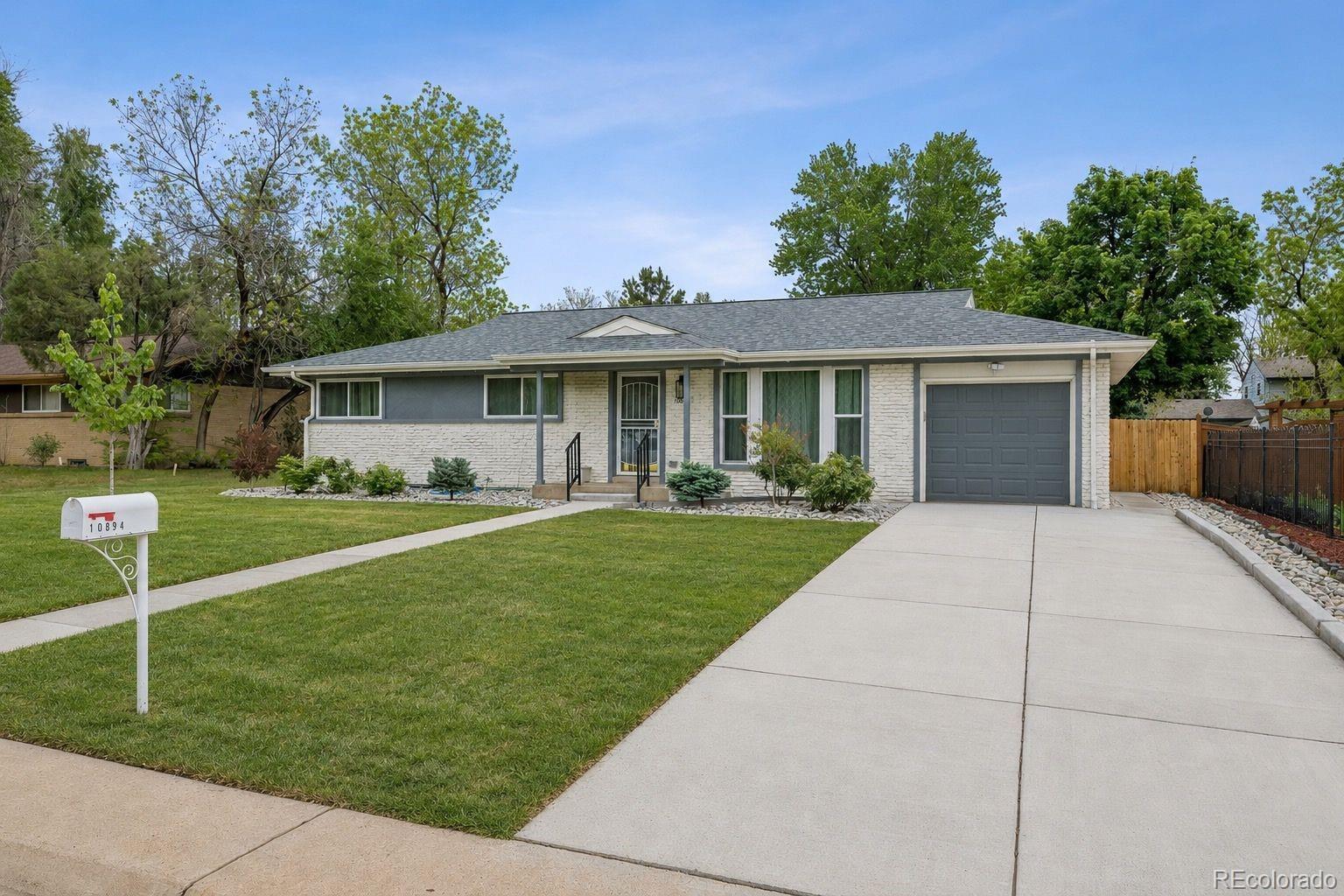 10894 E Wesley Avenue Aurora CO 80014
