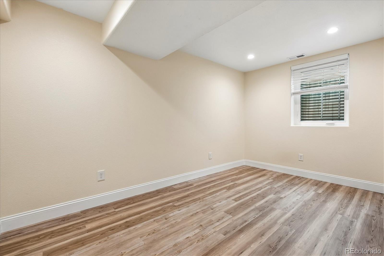 10894 E Wesley Avenue Aurora CO 80014