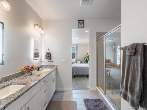 3921 Eaton Park Street Aurora CO 80019