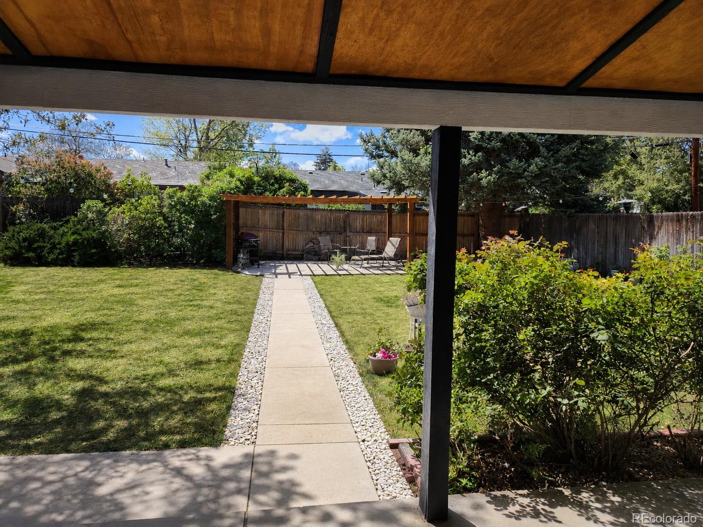 3227 S Grape Street Denver CO 80222