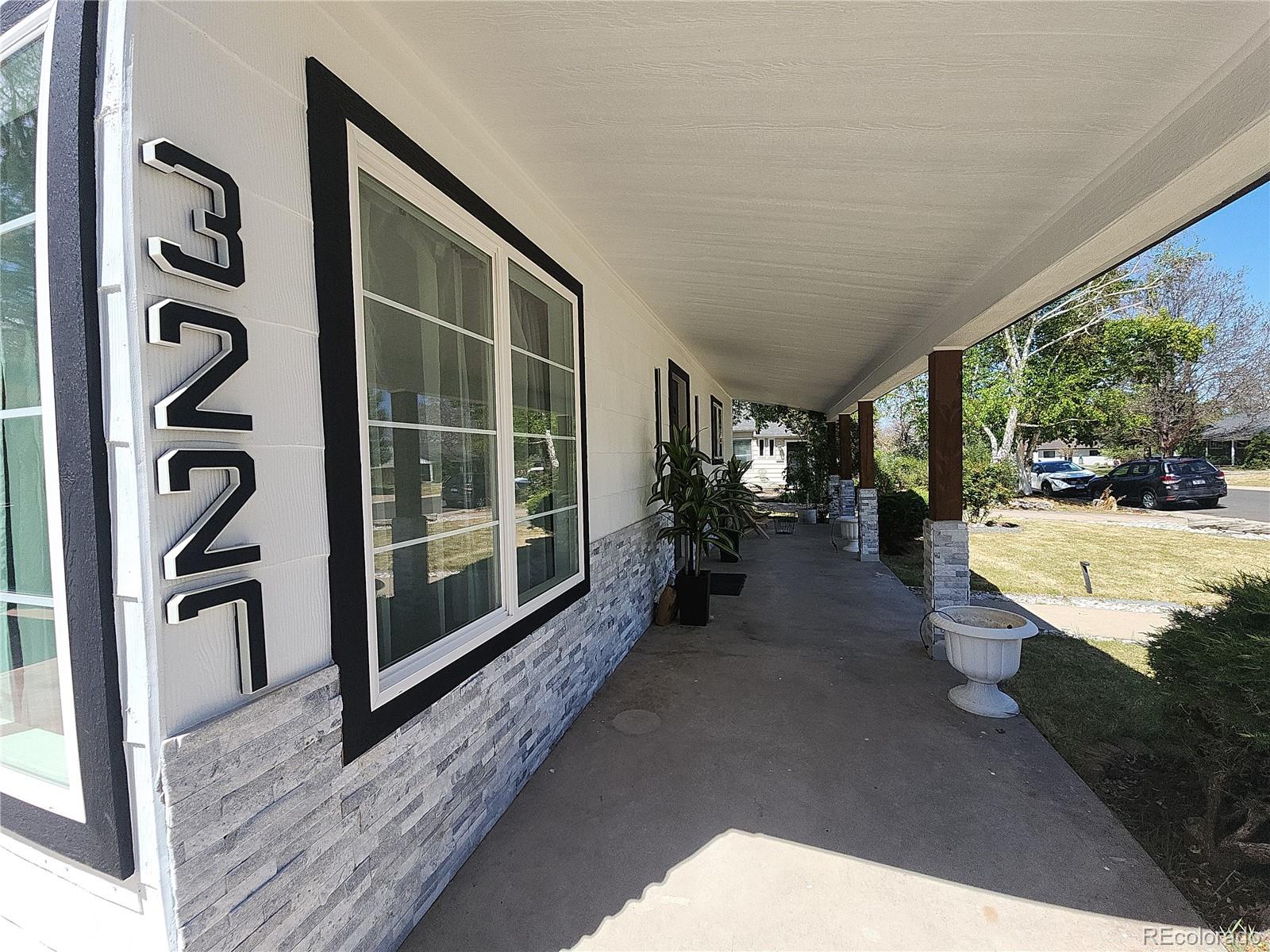 3227 S Grape Street Denver CO 80222