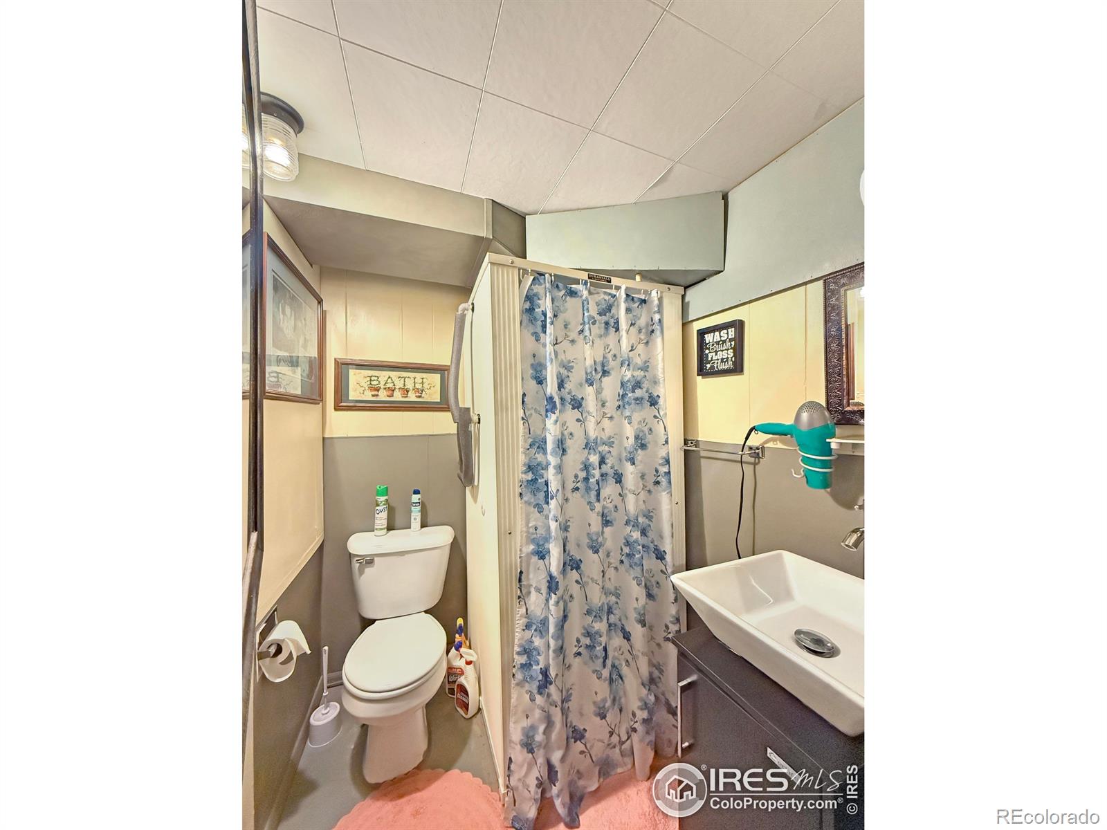 327 E Emerson Street Holyoke CO 80734