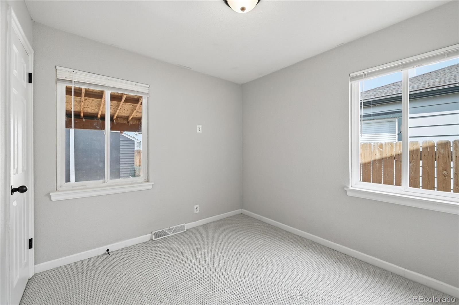 1781 Kingston Street Aurora CO 80010