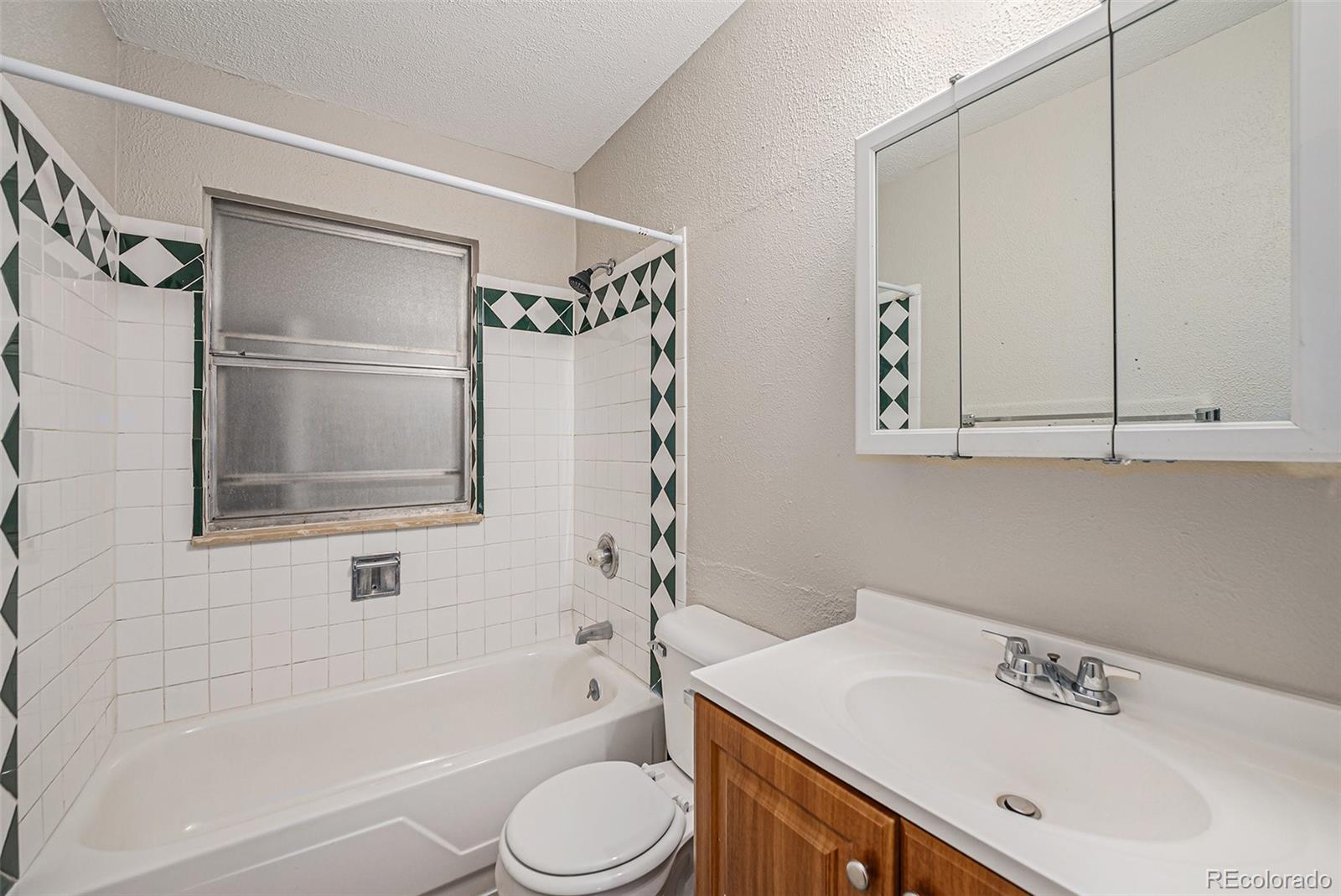 13192 Maxwell Place Denver CO 80239