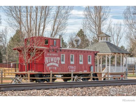 8461 Pawnee Lane Niwot CO 80503