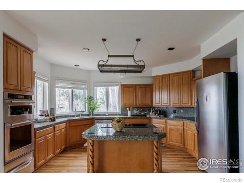 8461 Pawnee Lane Niwot CO 80503