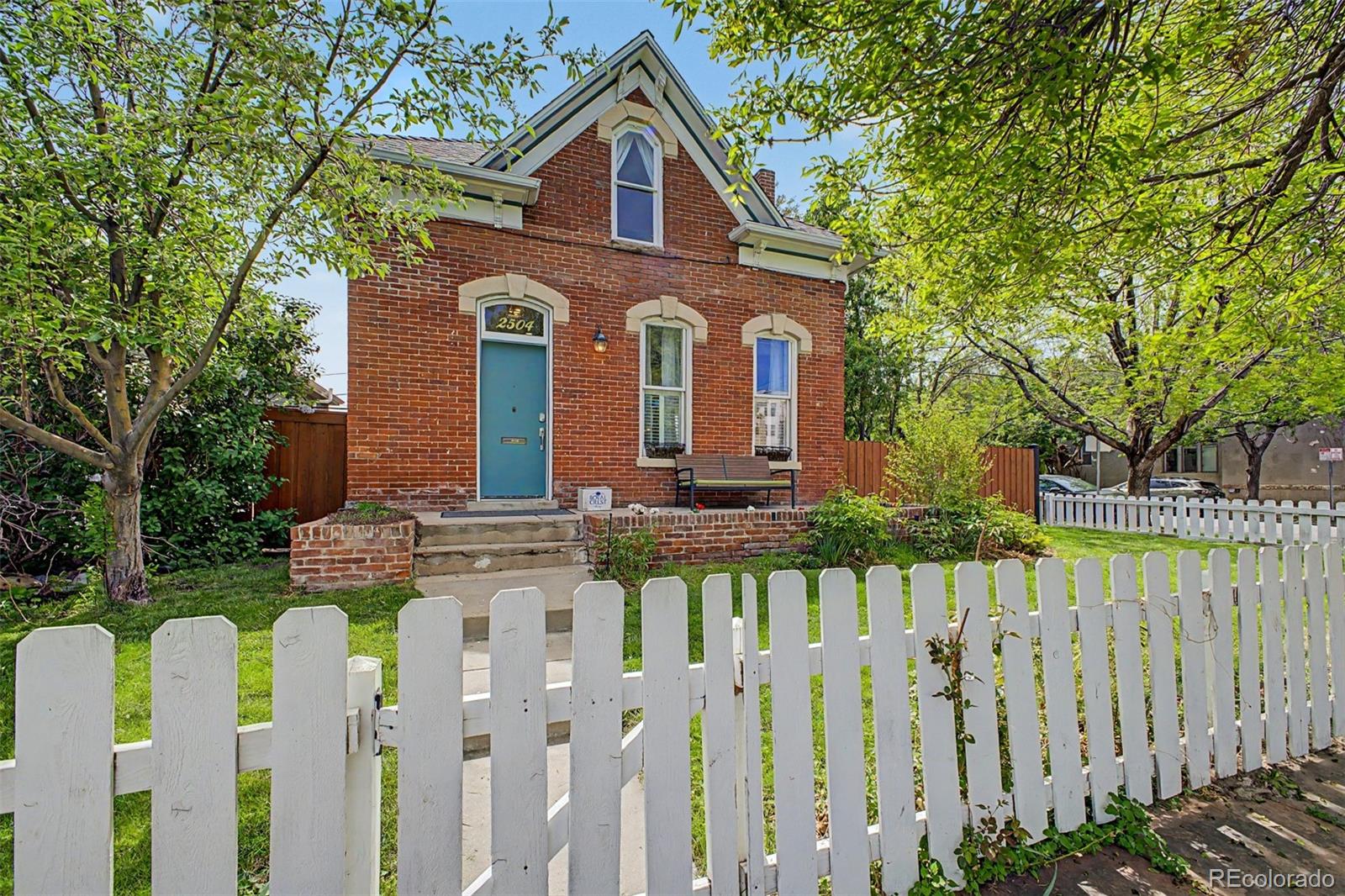 2504 Glenarm Place Denver CO 80205