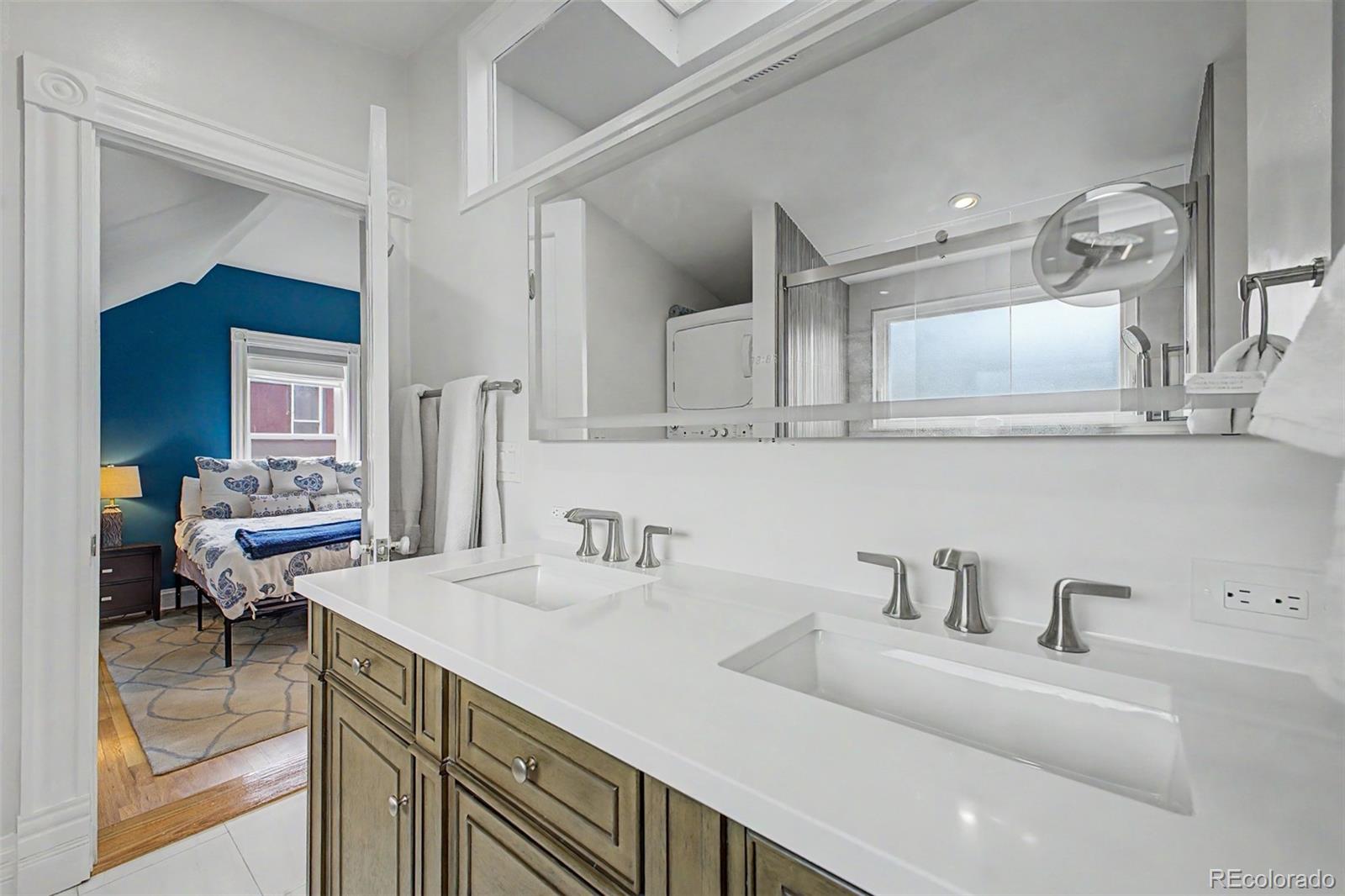 2504 Glenarm Place Denver CO 80205