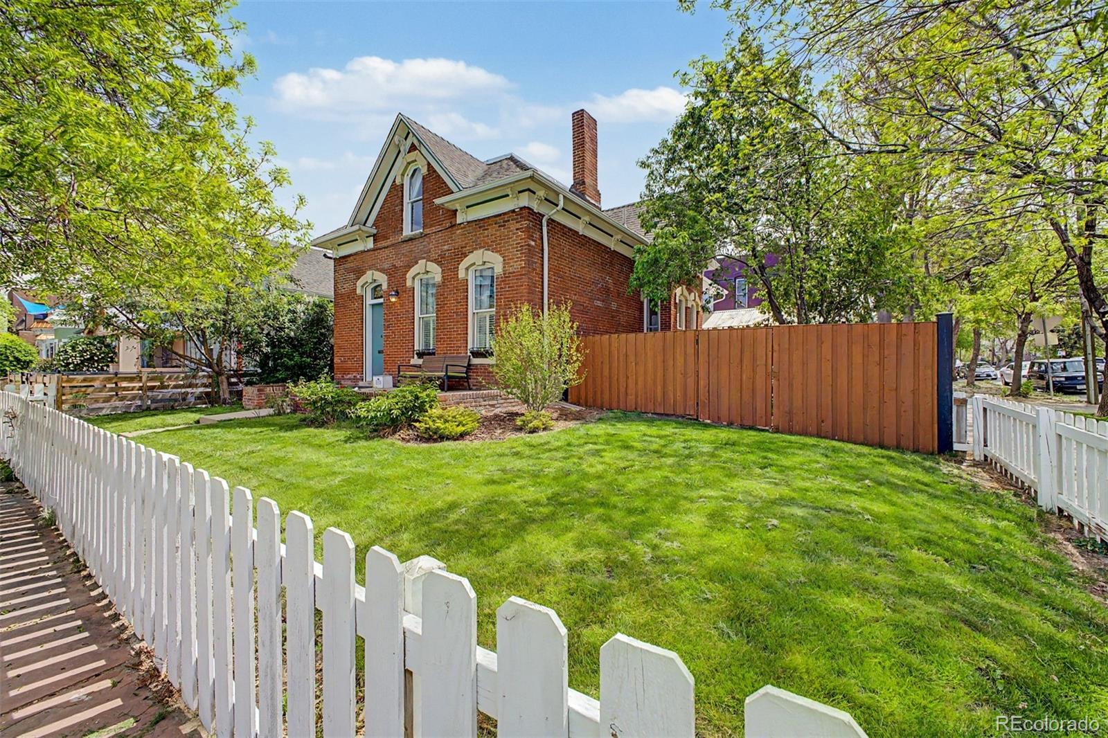 2504 Glenarm Place Denver CO 80205