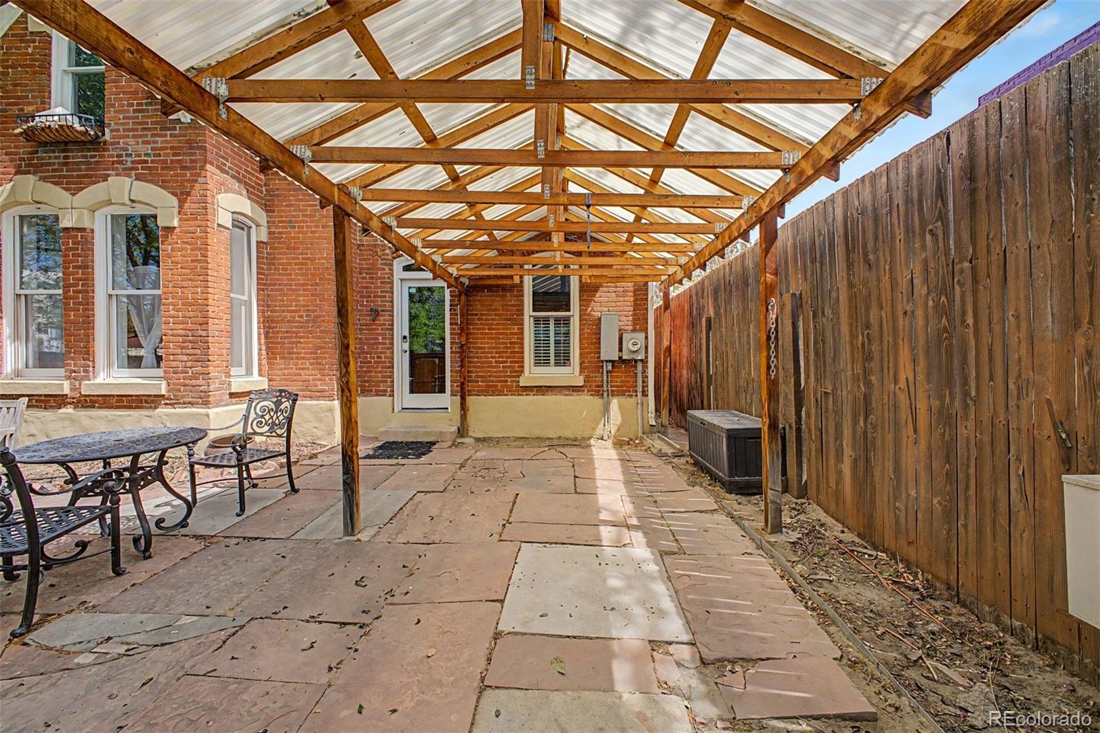 2504 Glenarm Place Denver CO 80205