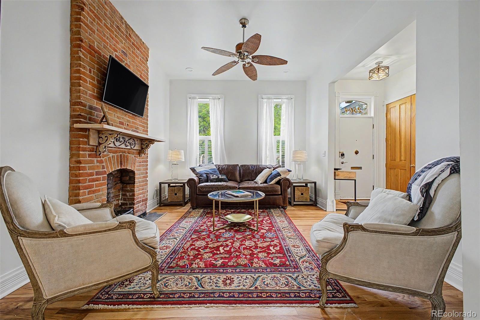 2504 Glenarm Place Denver CO 80205