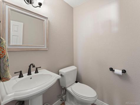 7109 S Poplar Lane Centennial CO 80112