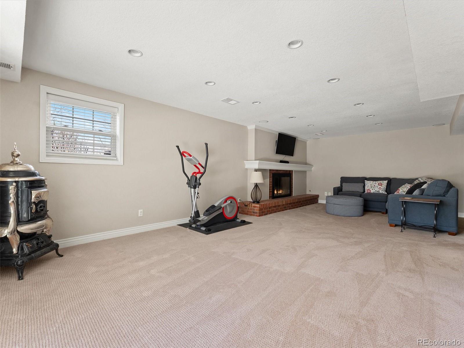 7109 S Poplar Lane Centennial CO 80112