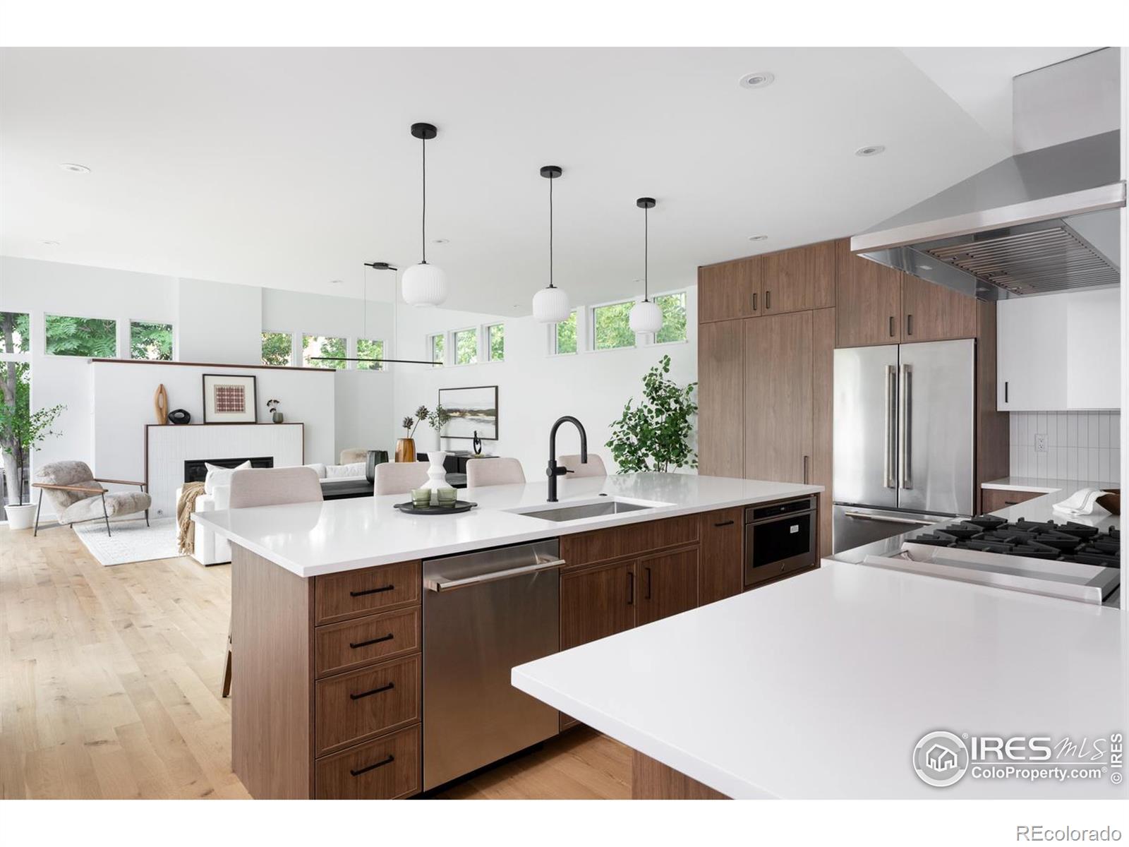 934 Spruce Street Boulder CO 80302
