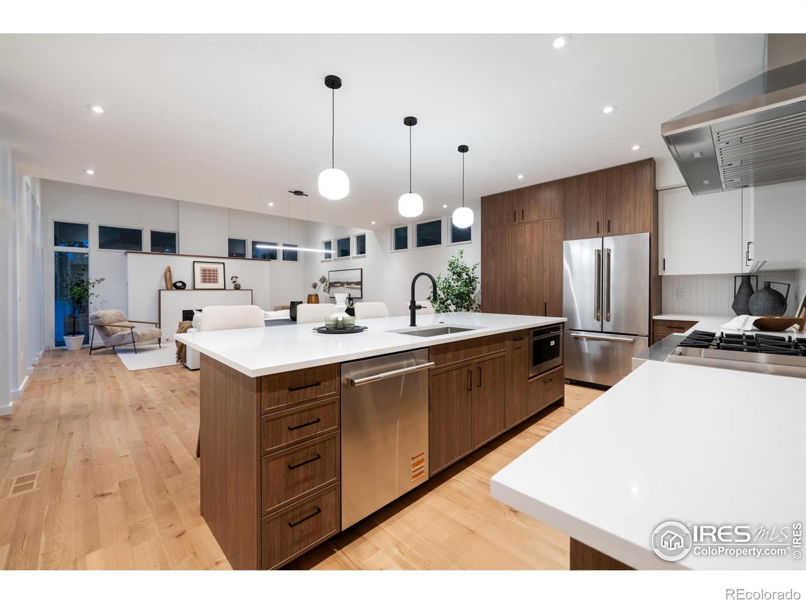 934 Spruce Street Boulder CO 80302