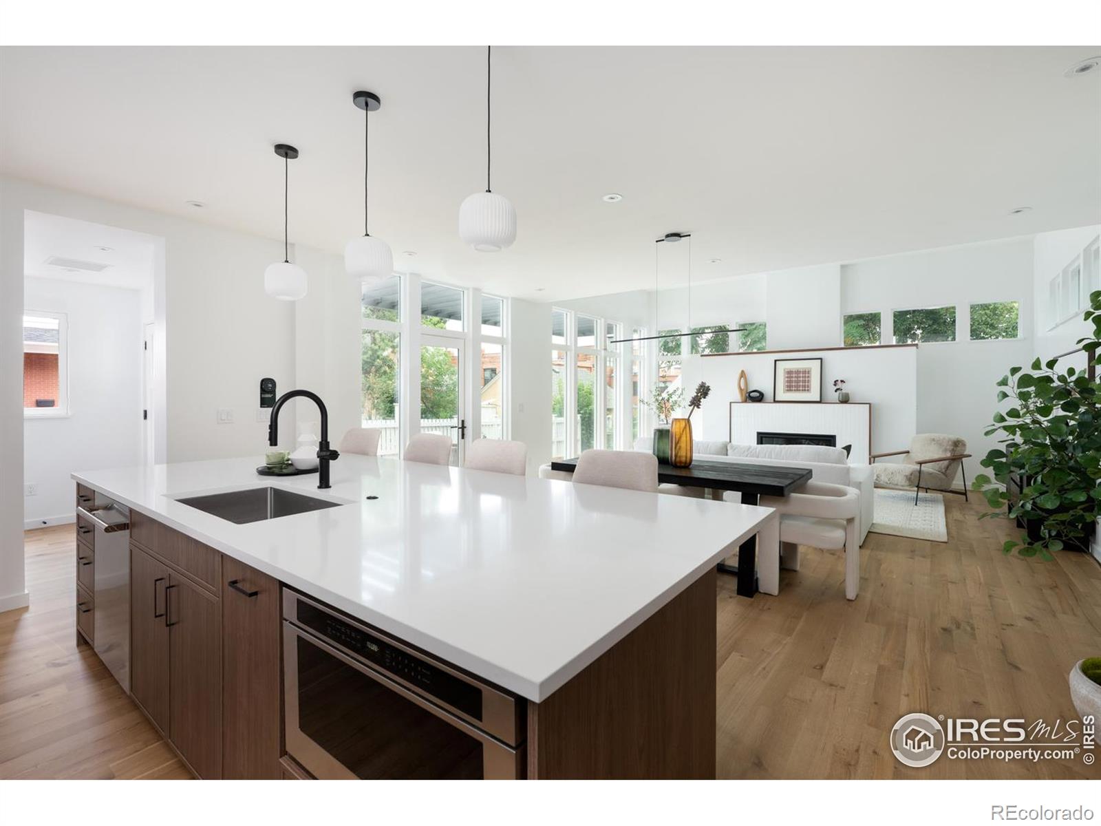 934 Spruce Street Boulder CO 80302