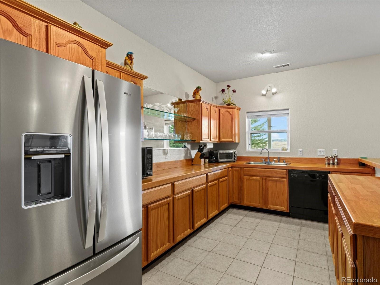 5272 Country Club Drive Larkspur CO 80118