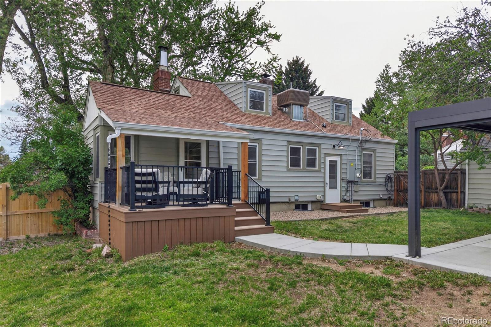 1050 Pikeview Street Lakewood CO 80215