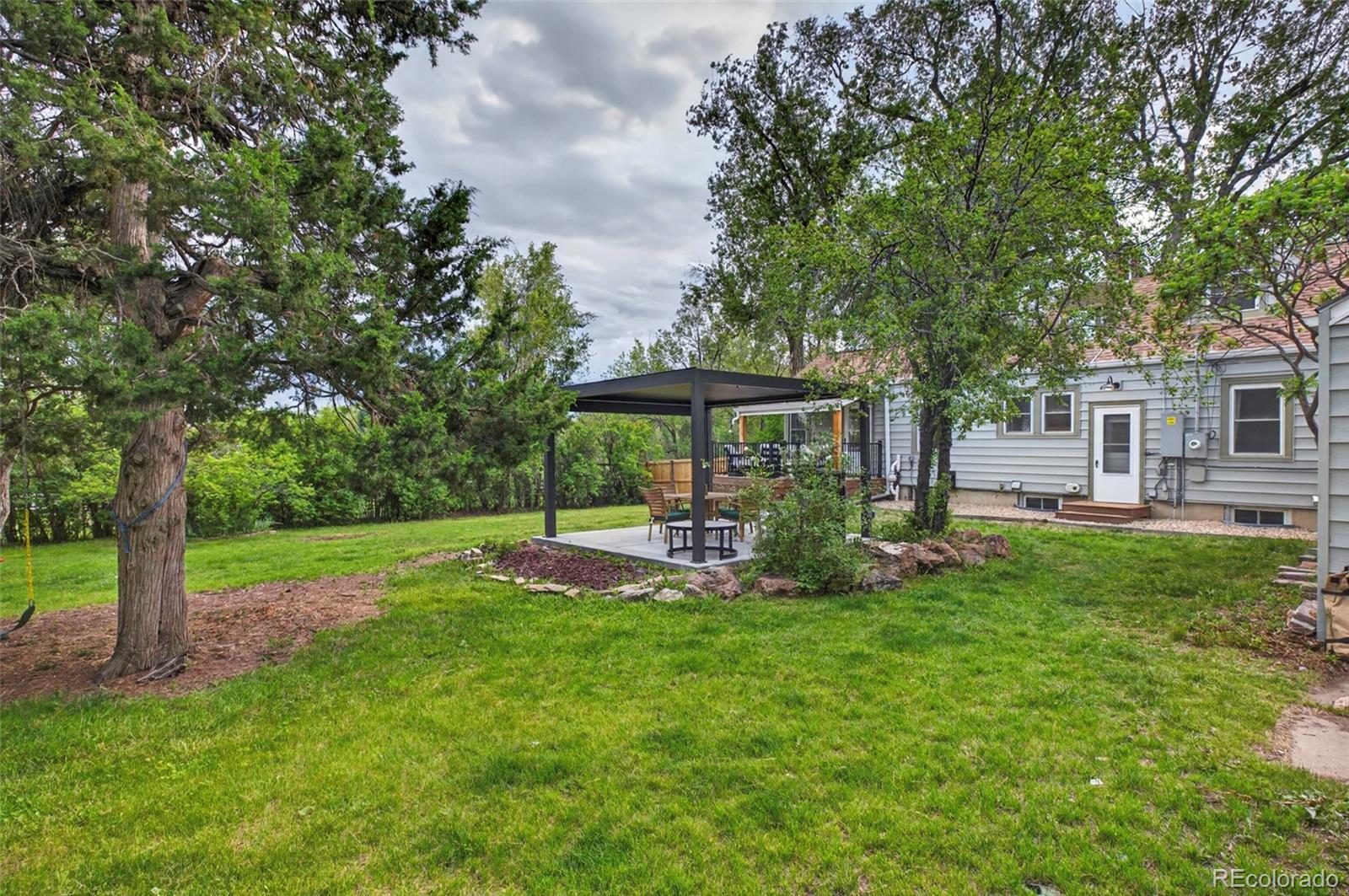 1050 Pikeview Street Lakewood CO 80215