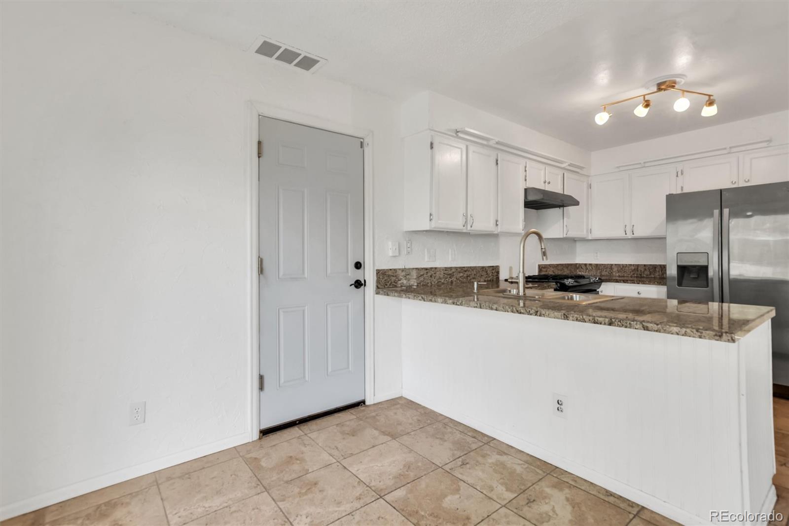 1024 S Mobile Street Aurora CO 80017