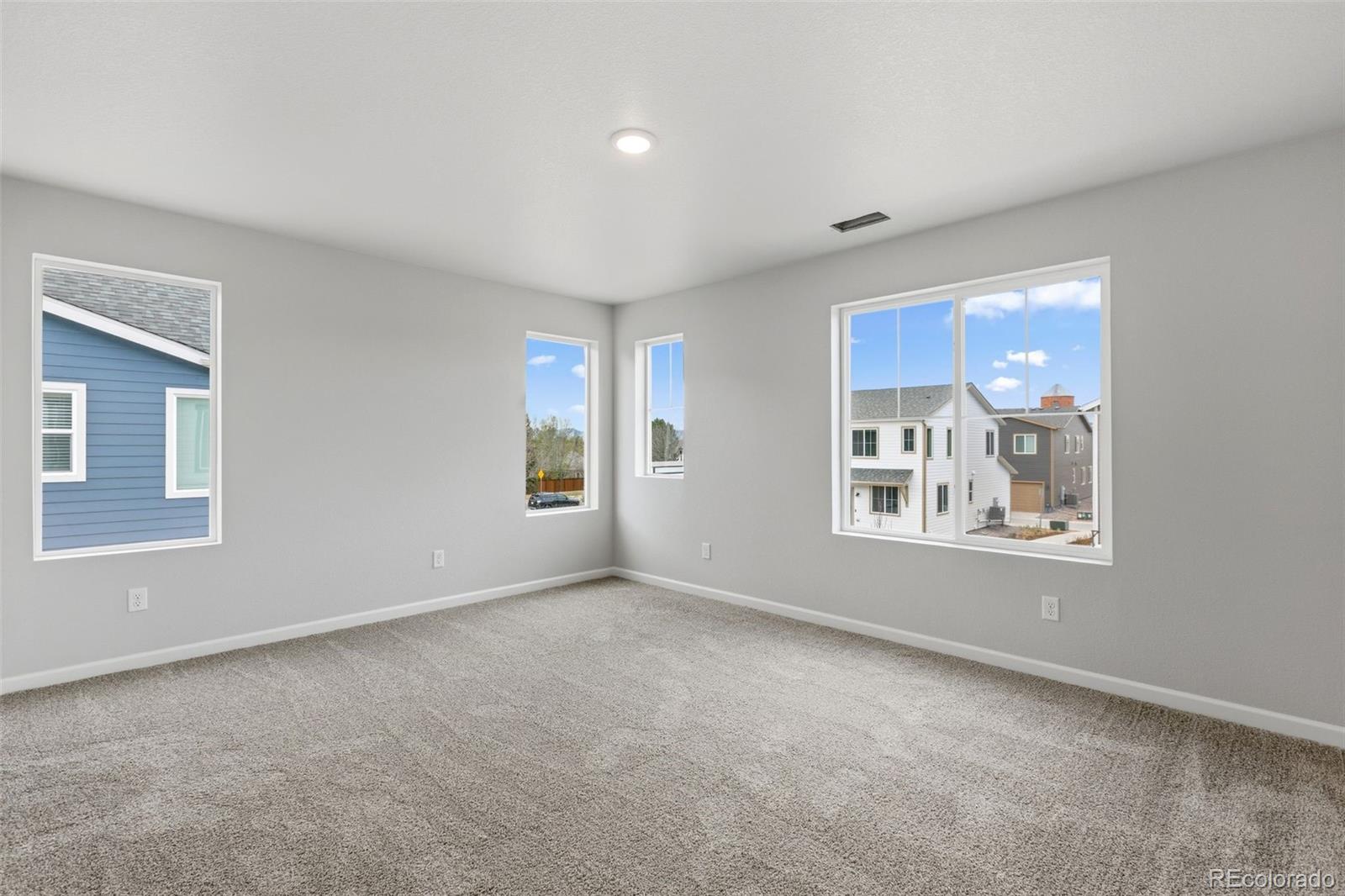 1480 Coral Place Longmont CO 80504