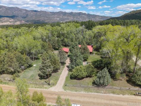 1638 County Road 46 Howard CO 81233