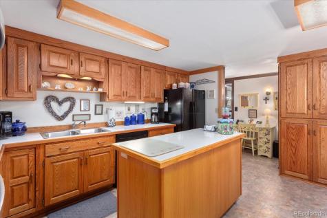 1638 County Road 46 Howard CO 81233