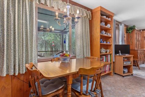 1638 County Road 46 Howard CO 81233