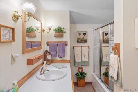 1638 County Road 46 Howard CO 81233