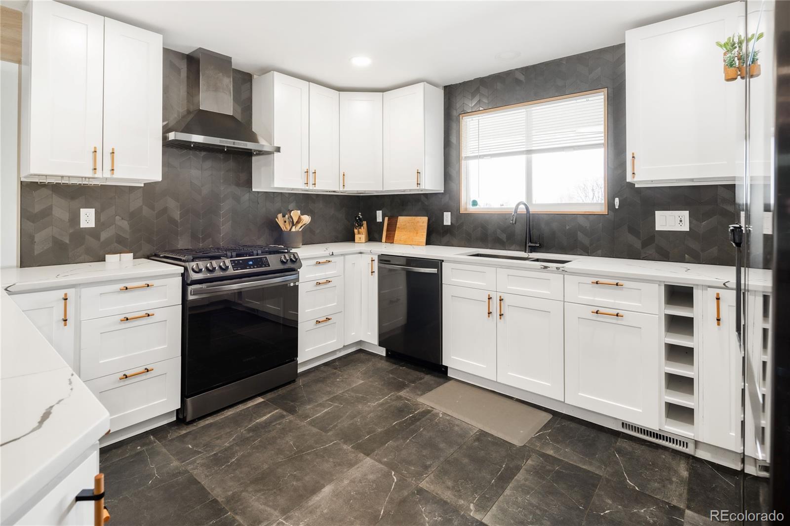 2743 S Meade Street Denver CO 80236